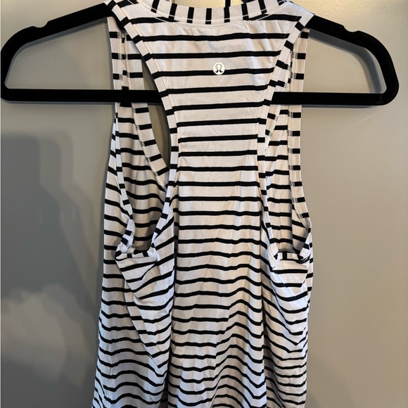 Lululemon sz 6 bundle of 3 items - Picture 7 of 11